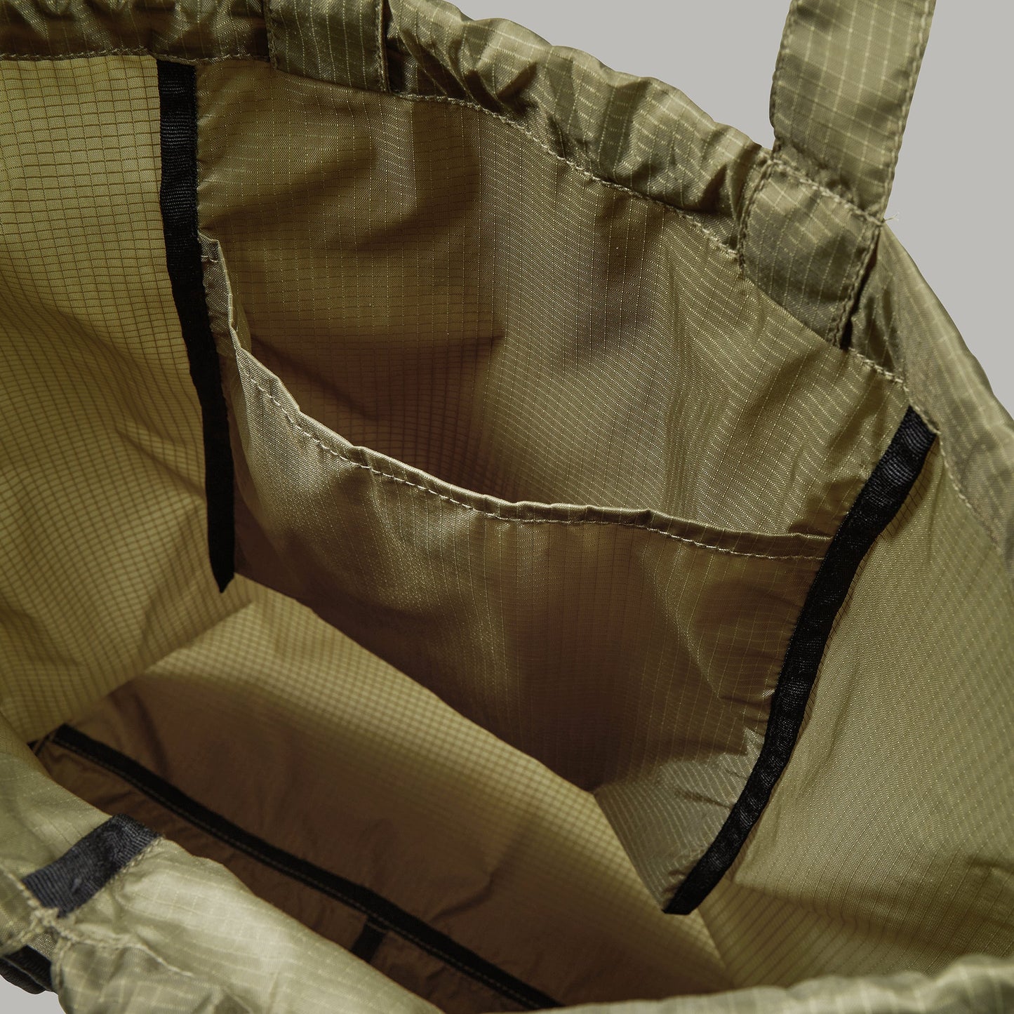 1419 - Light Nylon Ripstop Gym Bag - Olive