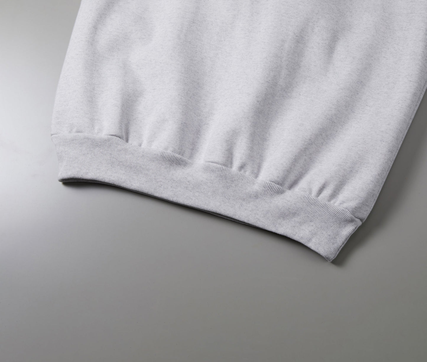 5799 - 15.0oz Magnum Weight Crew - Ash